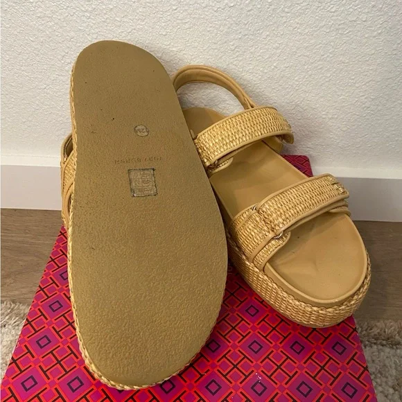 Tori Burch Tan Platform Raffia Sandals with Adjustable Straps - Picture 4 of 4